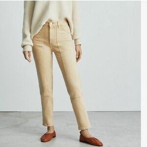 Everlane The Utility Cheeky Jeans in Organic Cotton Clean Cashew